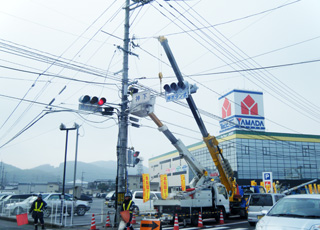 交通信号機設備工事状況③