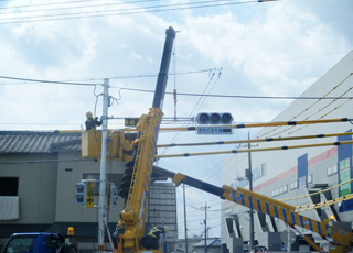 交通信号機設備工事状況④